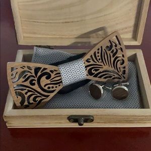 Wooden Bow tie Holiday collection